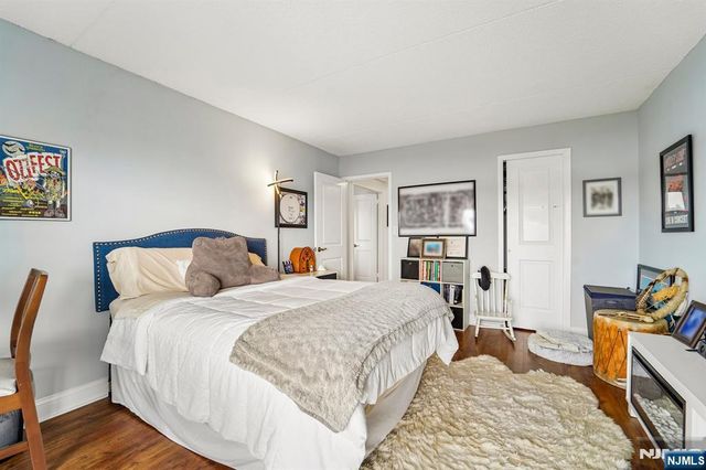 1077 River Road 903, Edgewater, NJ 07020