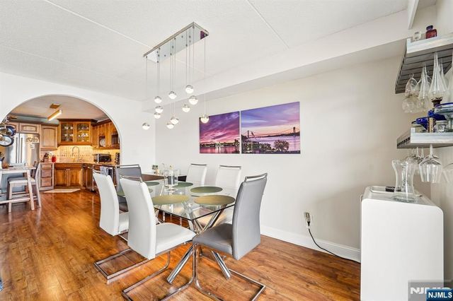1077 River Road 903, Edgewater, NJ 07020