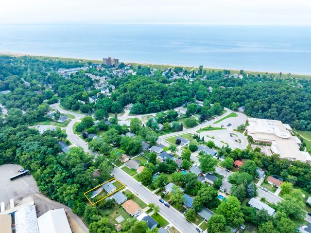 425 Washington Park Boulevard, Michigan City, IN 46360