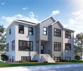 1 Periwinkle Court, Chester, NY 10918