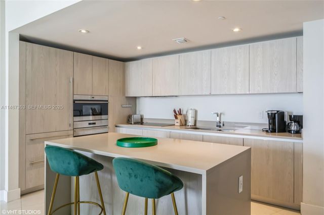 4111 S Ocean Dr 2006, Hollywood, FL 33019