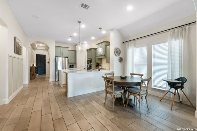 2009 Creekview, Seguin, TX 78155