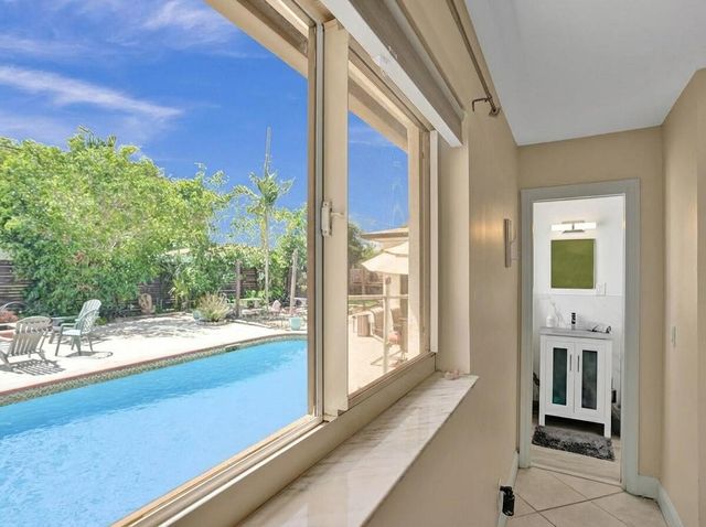 2099 NE 4th Court, Boca Raton, FL 33431