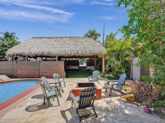 2099 NE 4th Court, Boca Raton, FL 33431