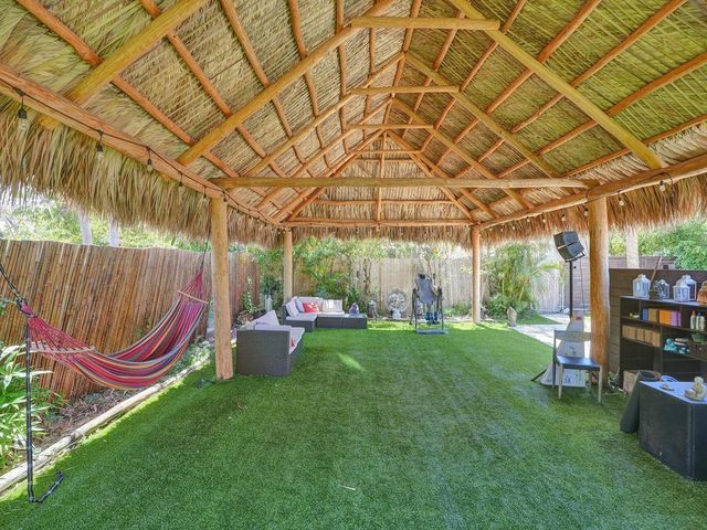 2099 NE 4th Court, Boca Raton, FL 33431