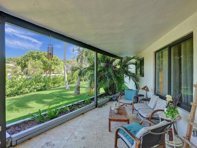 2099 NE 4th Court, Boca Raton, FL 33431