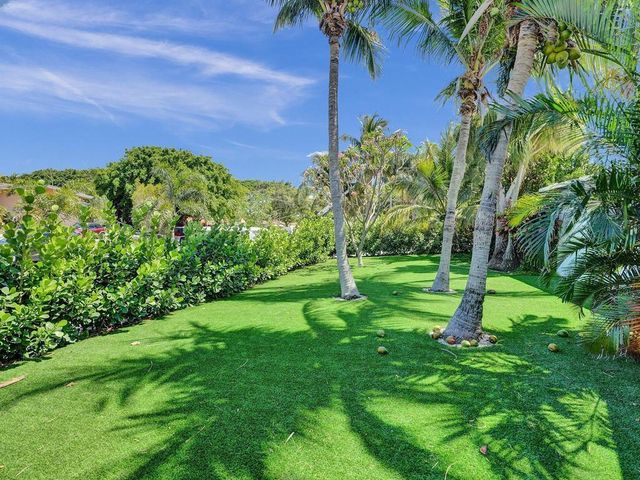 2099 NE 4th Court, Boca Raton, FL 33431