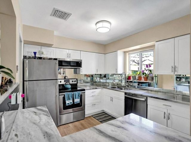 2099 NE 4th Court, Boca Raton, FL 33431