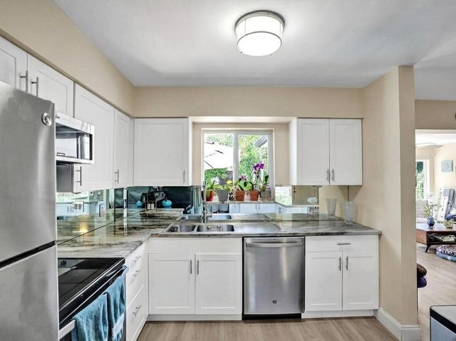 2099 NE 4th Court, Boca Raton, FL 33431