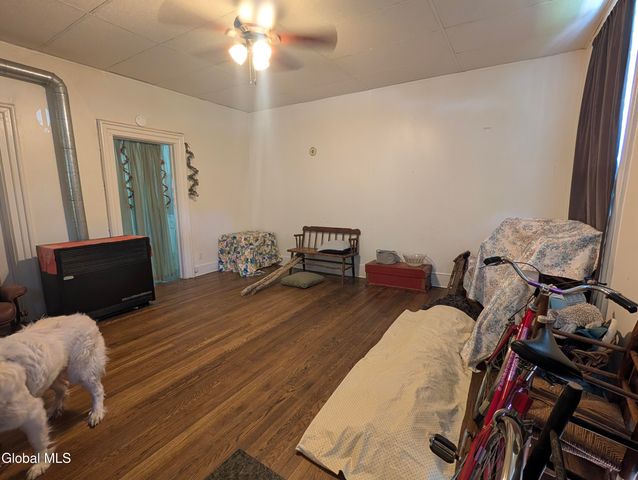 82 Grand Street, Gloversville, NY 12078
