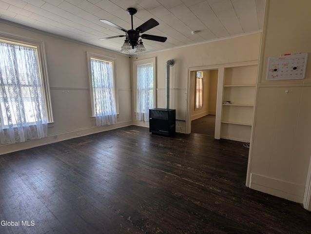 82 Grand Street, Gloversville, NY 12078
