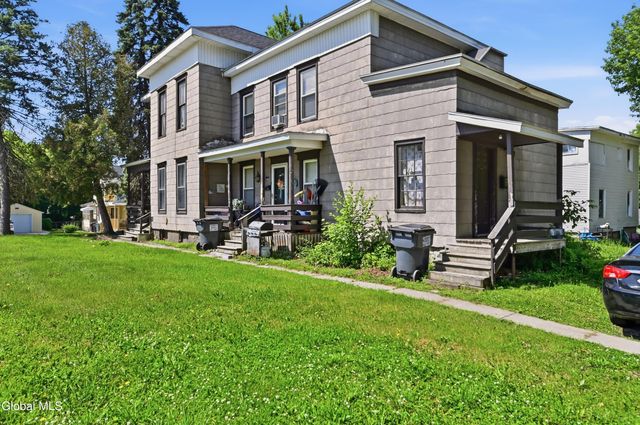 82 Grand Street, Gloversville, NY 12078