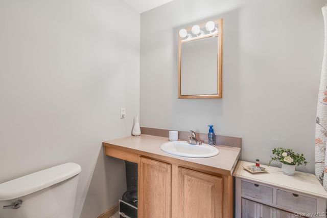 6 Silvestri Place, Marlboro, NY 12542