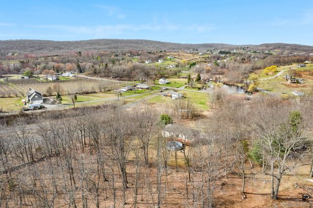 6 Silvestri Place, Marlboro, NY 12542