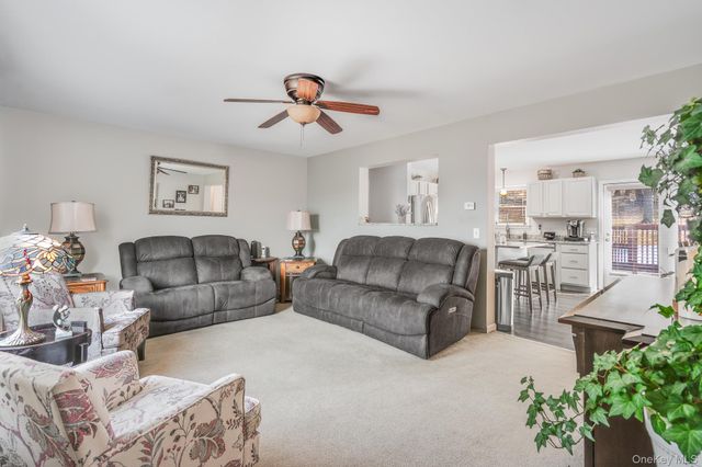 6 Silvestri Place, Marlboro, NY 12542