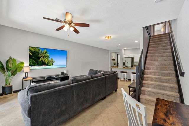 3051 SW Otter Lane, Stuart, FL 34997