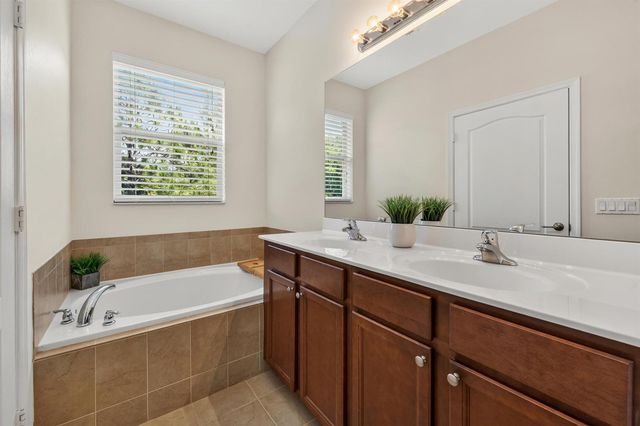 3051 SW Otter Lane, Stuart, FL 34997