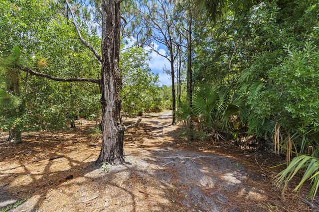 3051 SW Otter Lane, Stuart, FL 34997