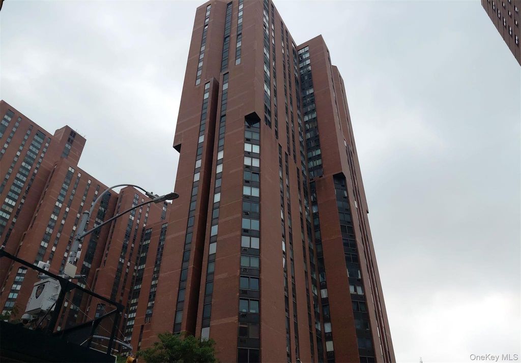 1601 3rd Avenue 28C, New York (manhattan), NY 10128 — exterior