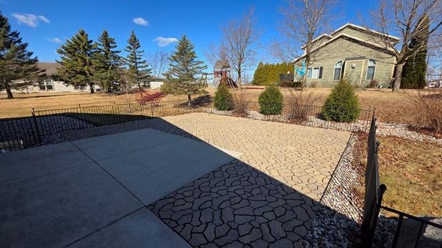 121 S 6th STREET, Cedar Grove, WI 53013