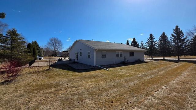 121 S 6th STREET, Cedar Grove, WI 53013