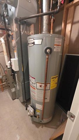 121 S 6th STREET, Cedar Grove, WI 53013