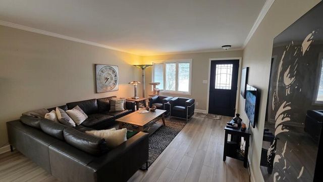 121 S 6th STREET, Cedar Grove, WI 53013