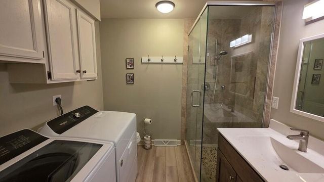 121 S 6th STREET, Cedar Grove, WI 53013