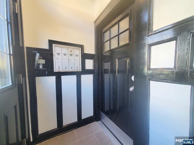 160 Stuyvesant Avenue 2, Kearny, NJ 07032