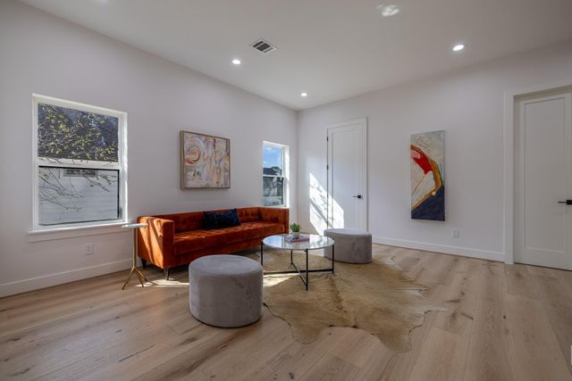 6534 Westview Drive, Houston, TX 77055