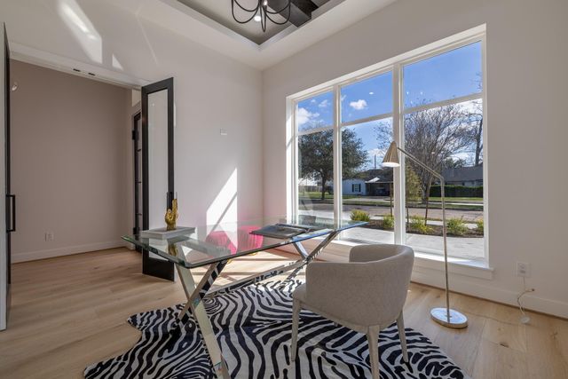 6534 Westview Drive, Houston, TX 77055