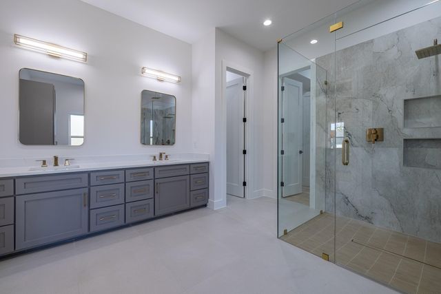 6534 Westview Drive, Houston, TX 77055