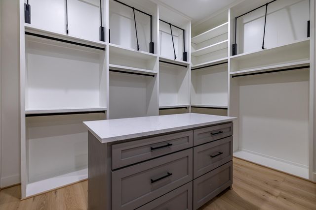 6534 Westview Drive, Houston, TX 77055