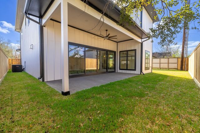 6534 Westview Drive, Houston, TX 77055