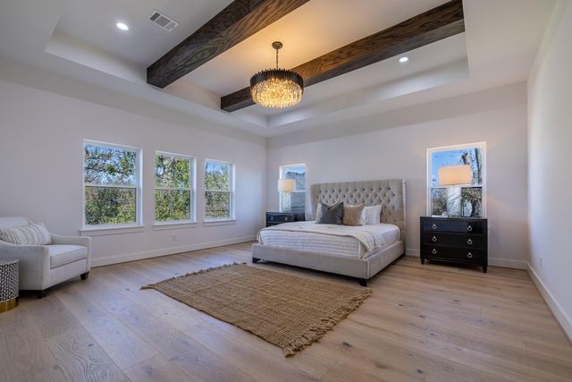 6534 Westview Drive, Houston, TX 77055