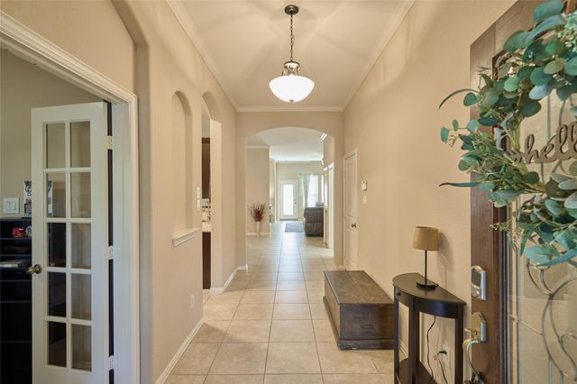 655 Oak Circle Drive E, Conroe, TX 77301