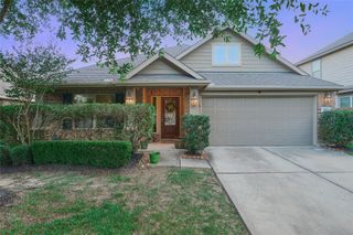 655 Oak Circle Drive E, Conroe, TX 77301
