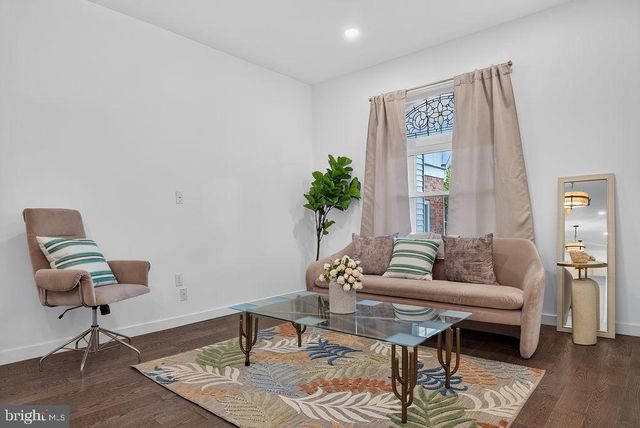 5111 LOCUST ST, Philadelphia, PA 19139