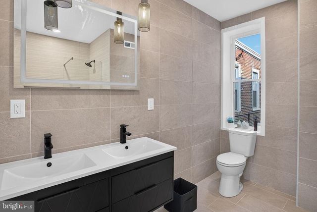 5111 LOCUST ST, Philadelphia, PA 19139