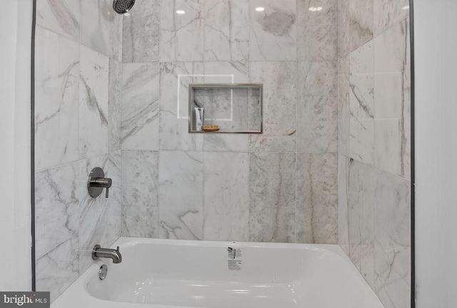 5111 LOCUST ST, Philadelphia, PA 19139