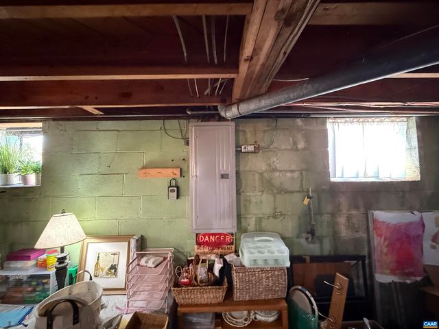 908 BELMORE AVE, Staunton, VA 24401