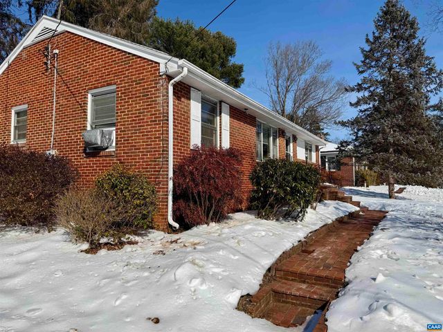 908 BELMORE AVE, Staunton, VA 24401