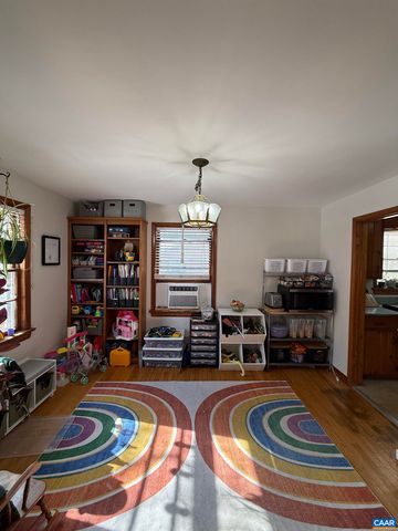 908 BELMORE AVE, Staunton, VA 24401