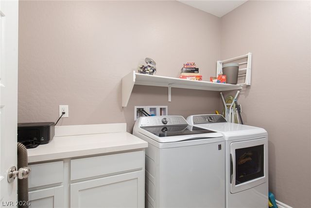 9734 Pacific Pine Street, Las Vegas, NV 89143