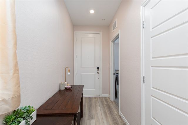 9734 Pacific Pine Street, Las Vegas, NV 89143