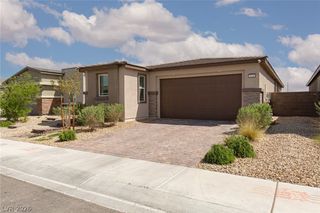 9734 Pacific Pine Street, Las Vegas, NV 89143