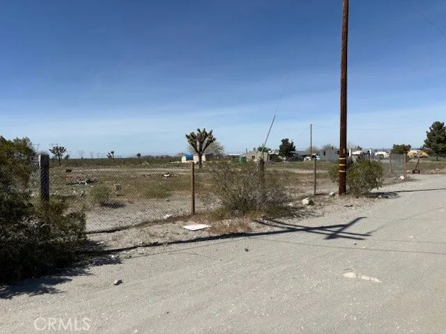 1290 Highway 18, Pinon Hills, CA 92372
