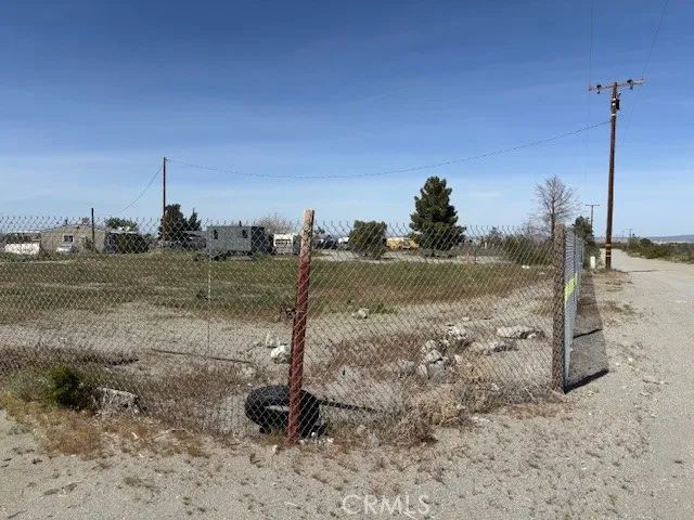 1290 Highway 18, Pinon Hills, CA 92372