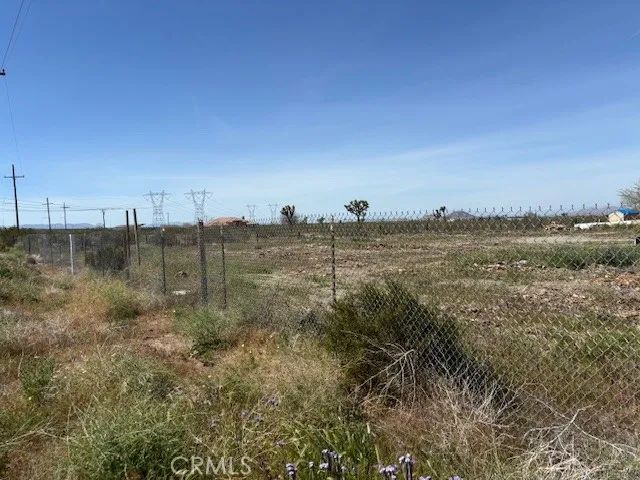 1290 Highway 18, Pinon Hills, CA 92372