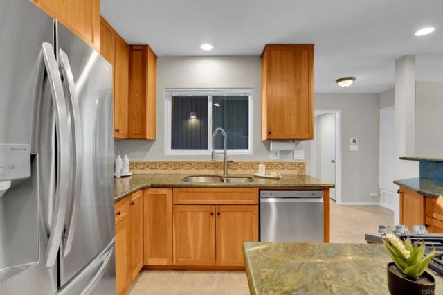 5761 Carnegie Street, San Diego, CA 92122